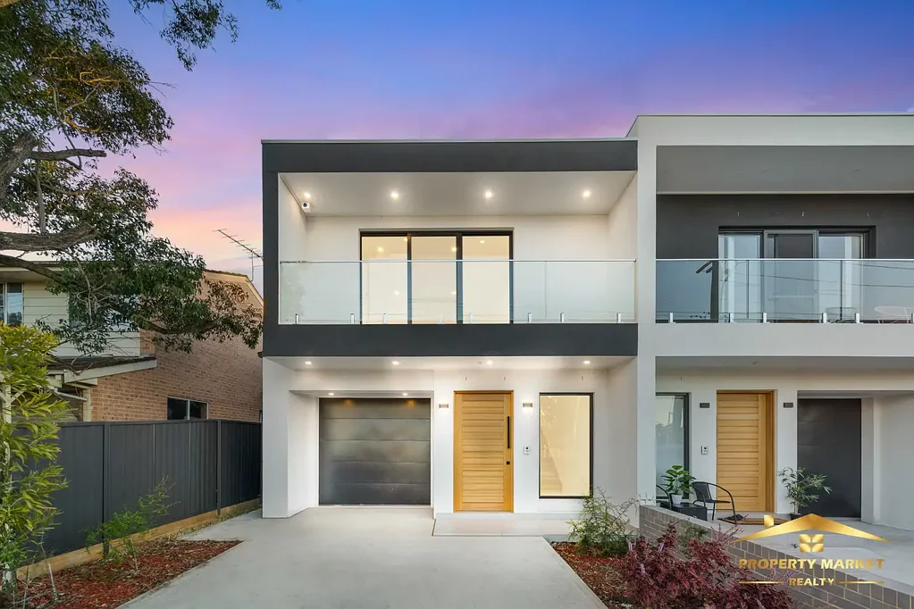 2B Bunbury Road, Macquarie Fields, NSW 2564