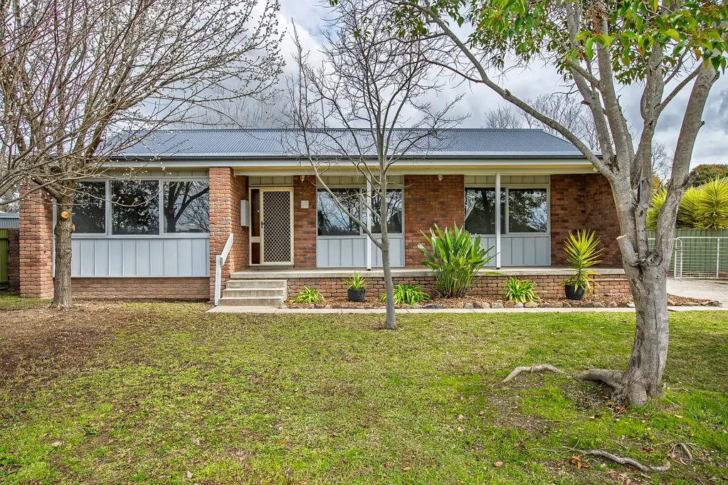 68 Buller Crescent, Thurgoona, NSW 2640