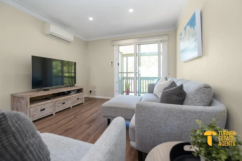 6/1 Marcus Avenue, Booragoon, WA 6154