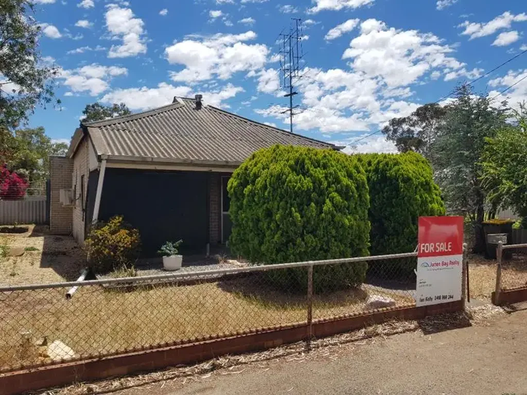 48 Gardiner Street, Moora, WA 6510