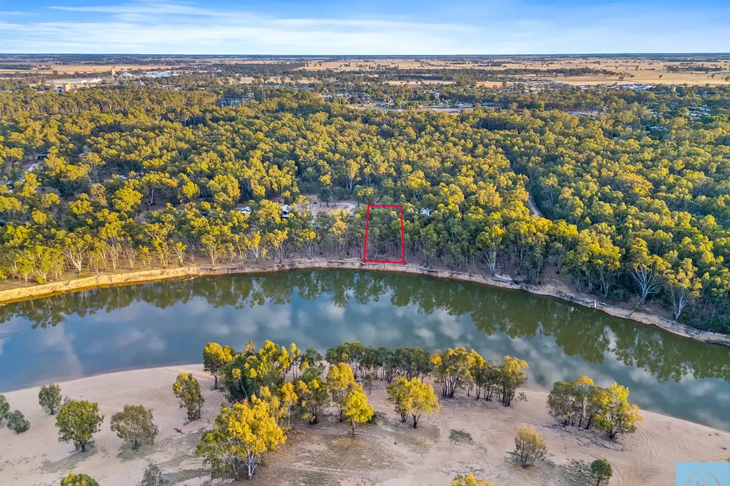 Tocumwal  Privacy, Space & Serenity in a Sought-After Estate