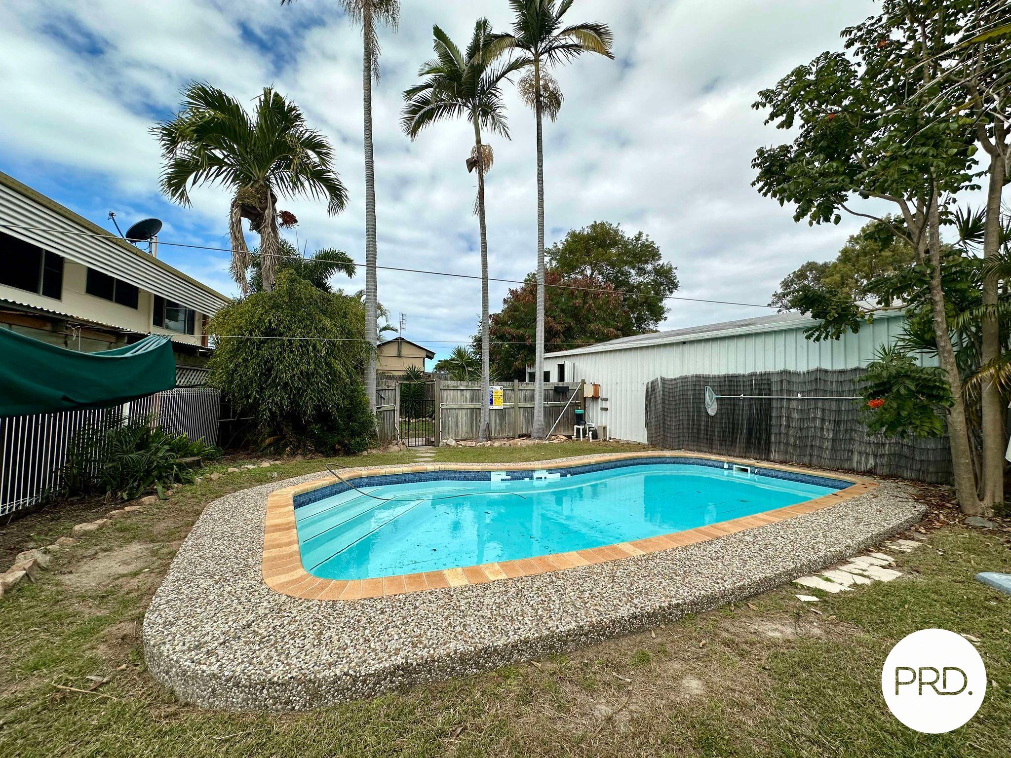 2 AMAROO ST, BOYNE ISLAND QLD 4680, 0房, 0浴, House