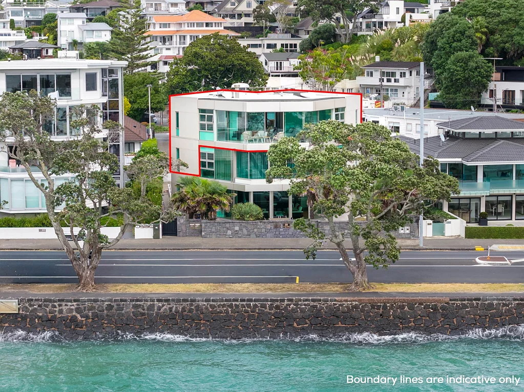 Kohimarama 4 Bedroom A Rare Penthouse Holding on Tamaki Drive