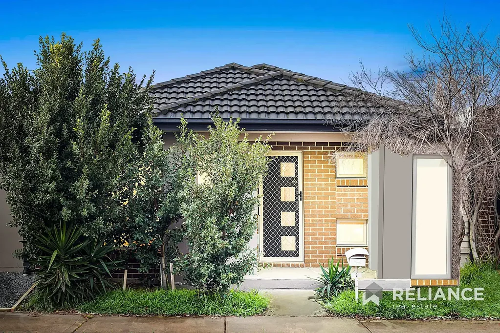 8 Tom Roberts Parade, Point Cook, VIC 3030