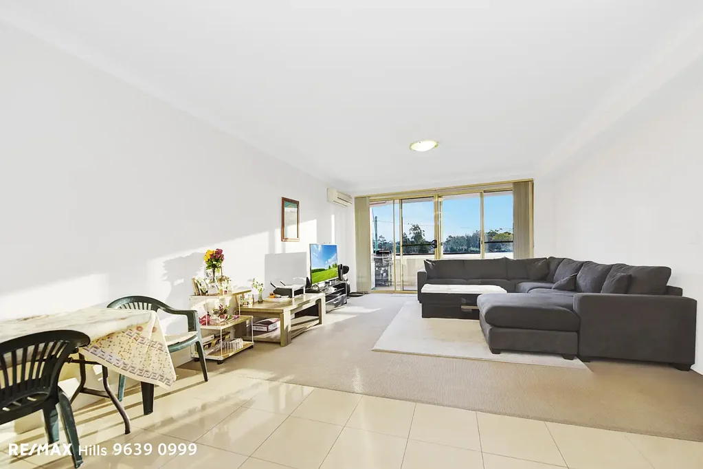 Merrylands 2બેડરૂમ Spacious, Stylish & Superbly Located - 2 Bedroom Apartment for Sale