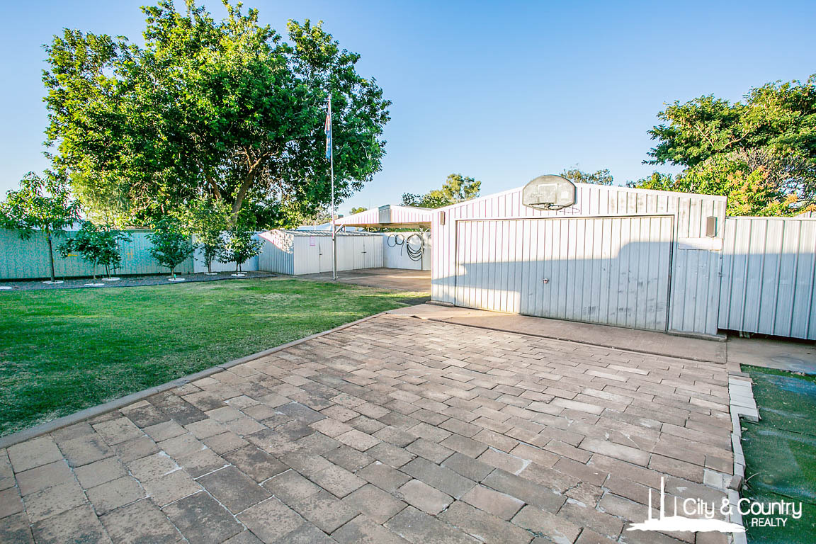 42 OPAL ST, HAPPY VALLEY QLD 4825, 0 rūma, 0 rūma horoi, House