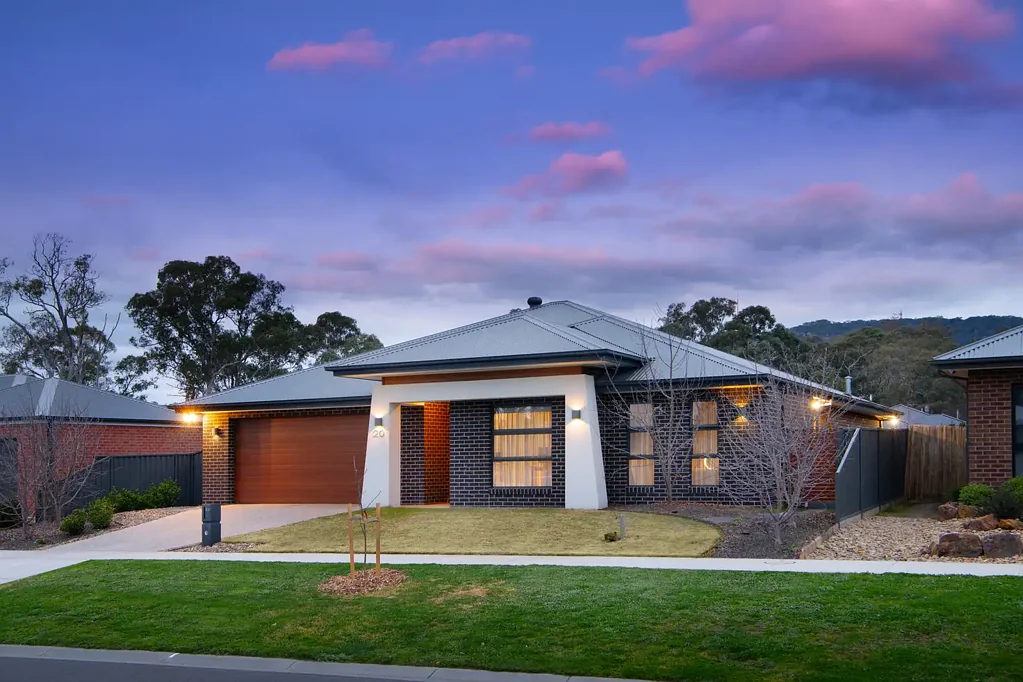 Harcourt 3Zimmer Modern Luxury and Comforts in Harcourt – A Stunning 3-Bedroom Residence.