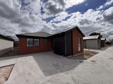 Chartwell 3房  Brand-New townhouse