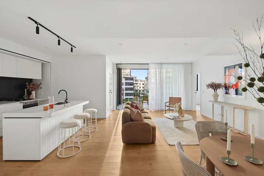 Summer Hill 2房 Flour Mill精装高层 114㎡大阳台 Smeg厨房 主卧套间 步行轻轨市场 Refined Luxury in The Highly Coveted 'Flour Mill' Precinct