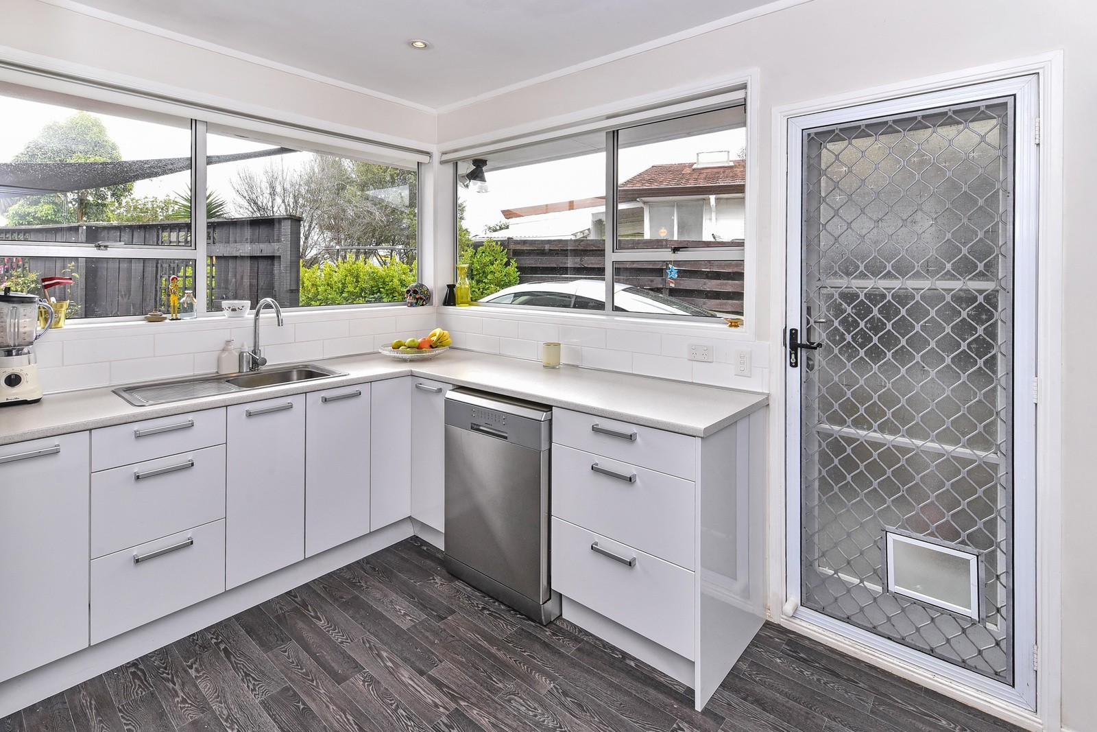 1/6 Tina Place, Sunnyhills, Auckland - Manukau, 4房, 0浴