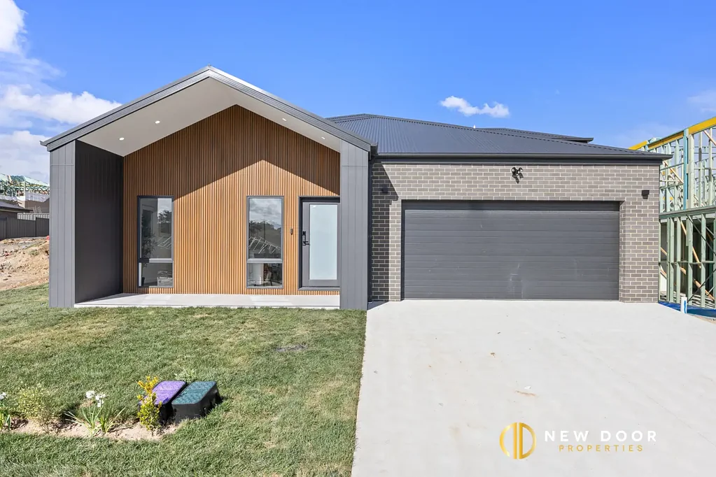 Googong 4Kwarto Brand-New Family Haven in Prime Location!