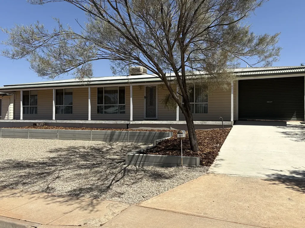 5 Finniss St, Roxby Downs, SA 5725