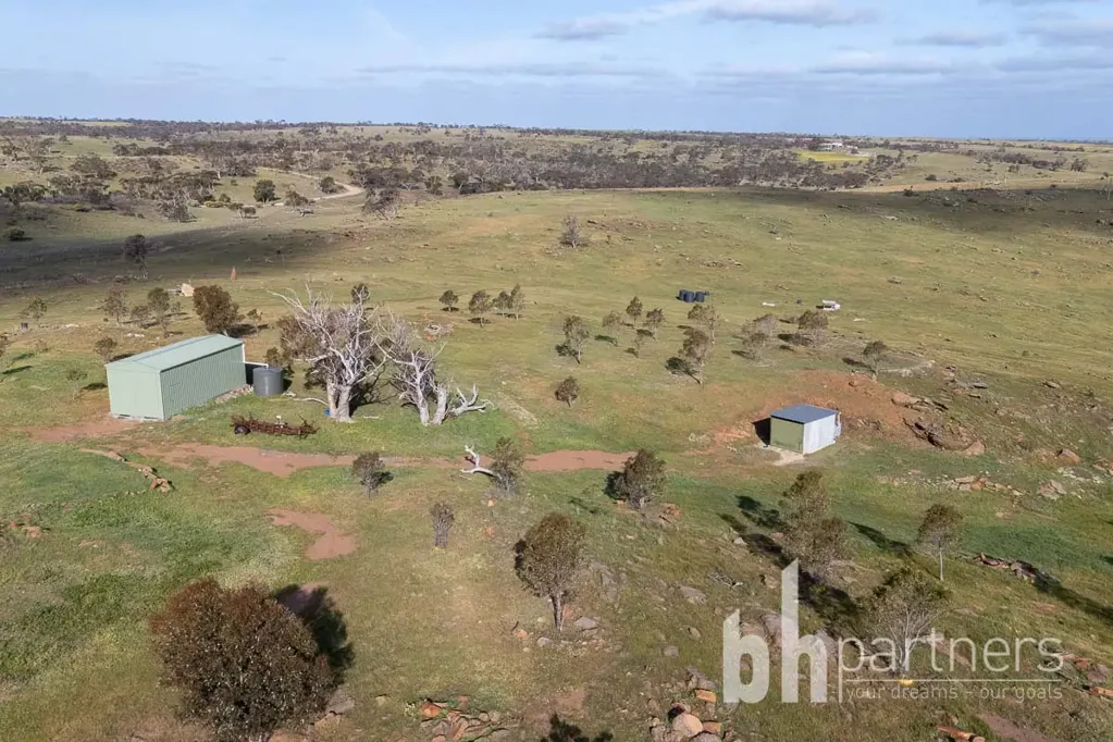 Rockleigh ATT: Country Lovers - Build Among the Gum Trees!