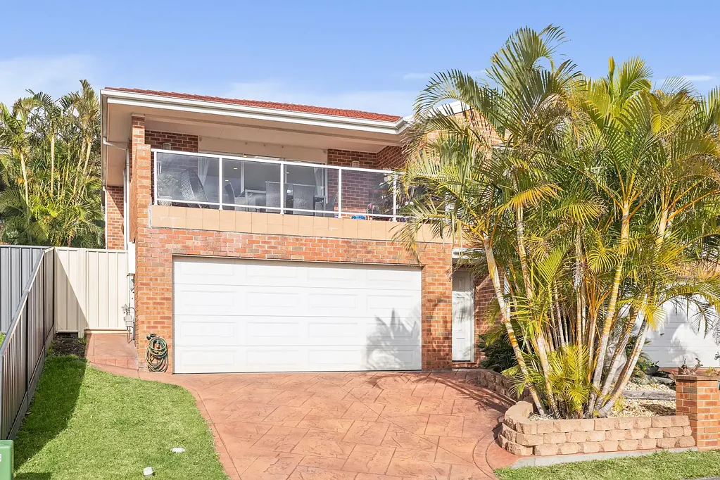2/4 Darling Drive, Albion Park, NSW 2527