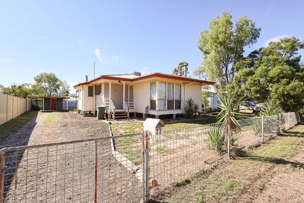 22 Jackson Street, Roma, QLD 4455