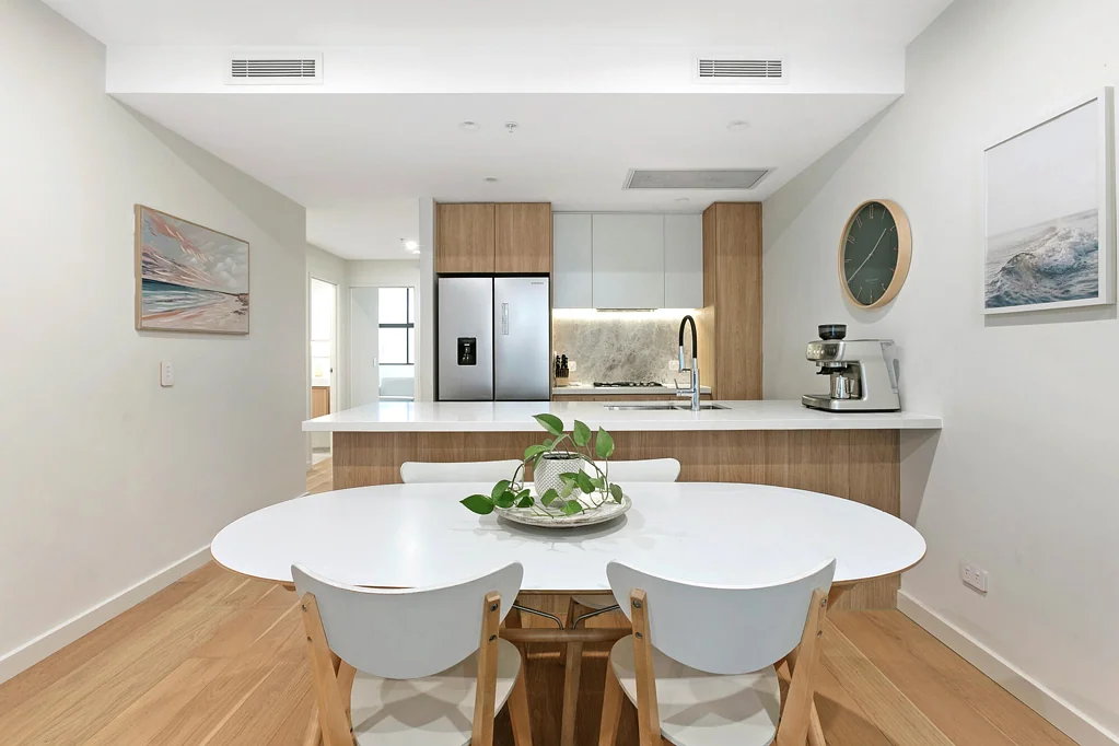 Hornsby 2Moenga Modern comfort in a peaceful pocket