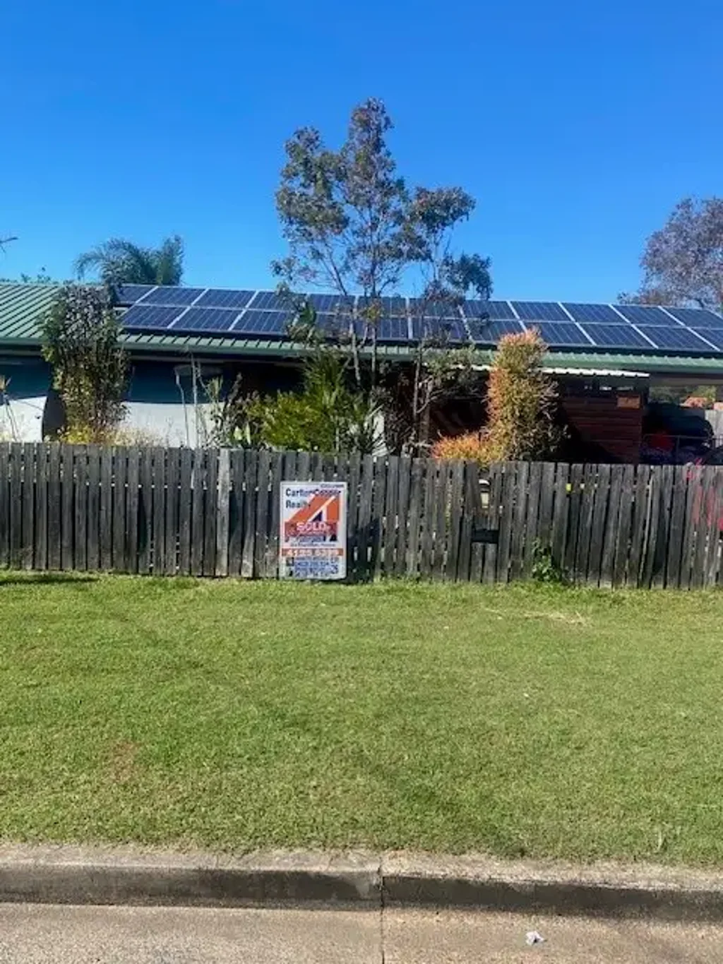 14 Caringa Street, Urangan, QLD 4655