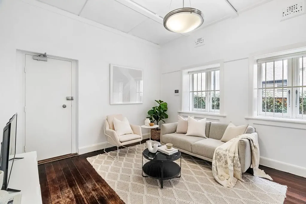 Spacious Ground floor 2 bedroom Apartment | Fabulous Location