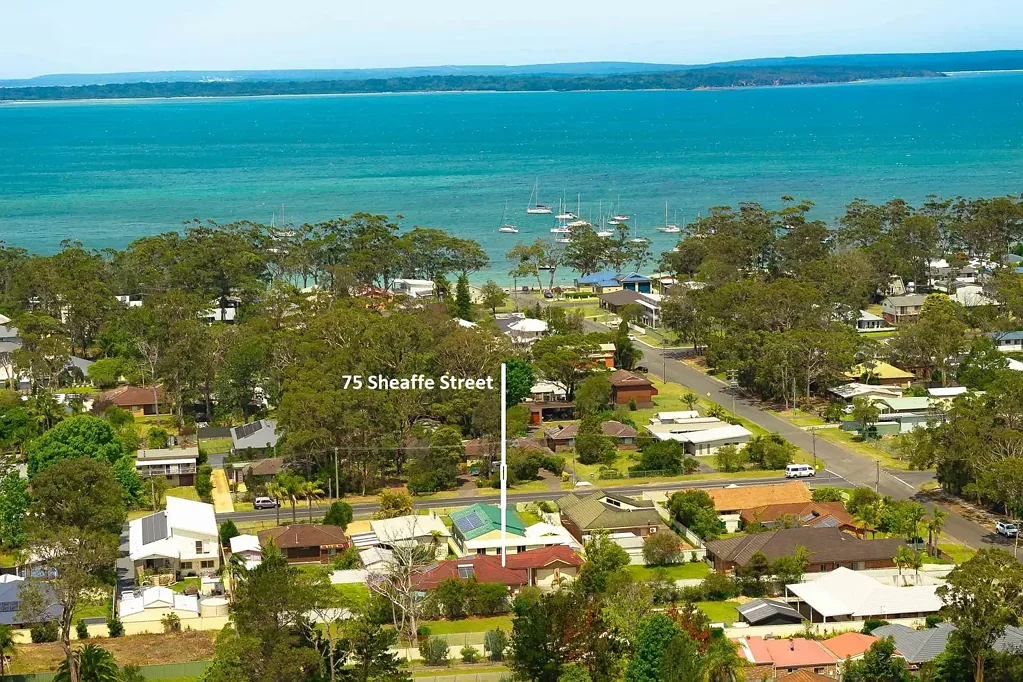 Callala Bay 4 Bedroom Just a Touch of Paradise