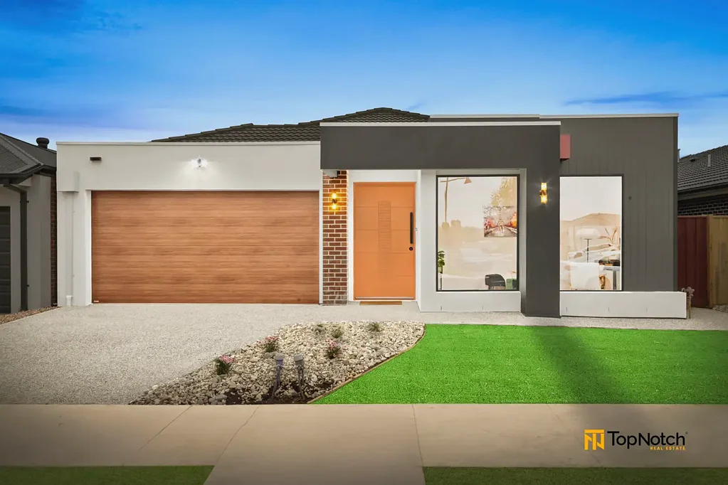 Beveridge 4Kwarto Brand New Home with Unmatched Luxury & Golf Course Views!!