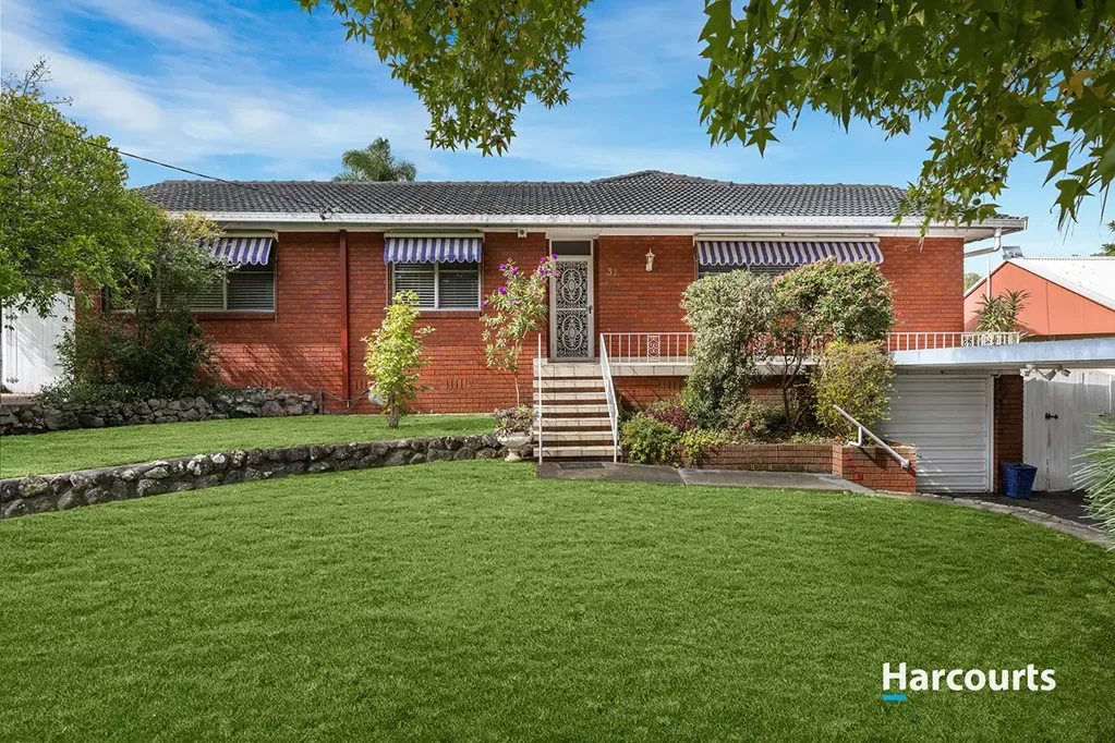 37 Kensington Road, Bolwarra, NSW 2320