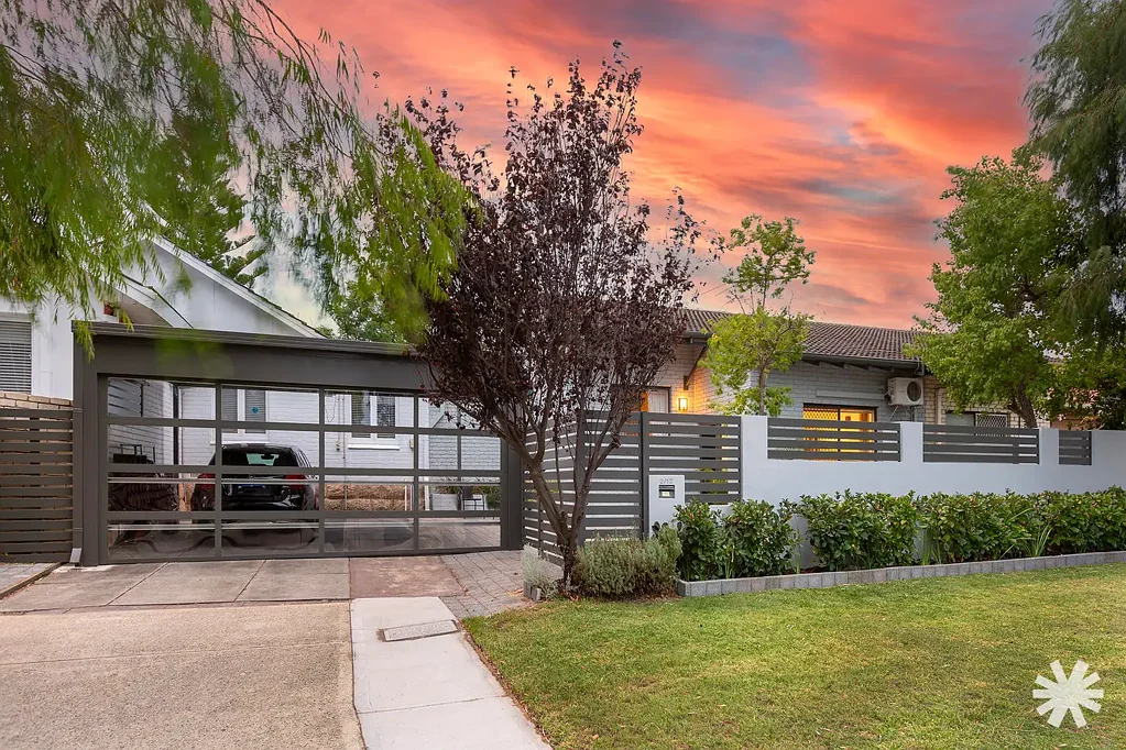 2/12 Ruth Street, Como, WA 6152