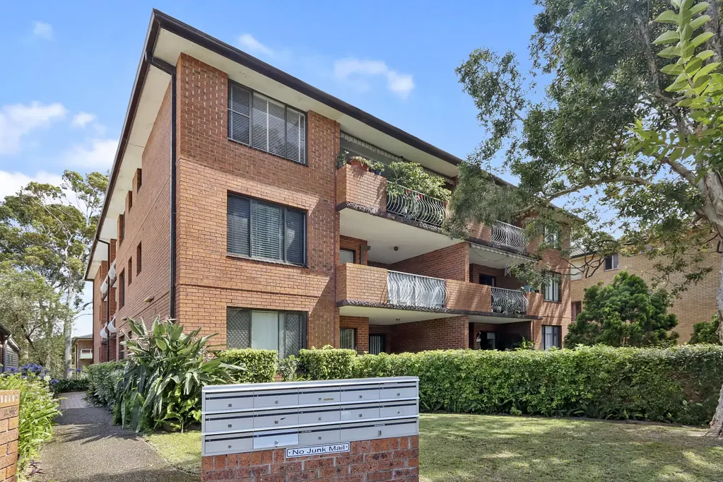 Carlton 2房 宽敞的两卧室精品公寓 Spacious 2 Bedroom Apartment in Boutique Complex