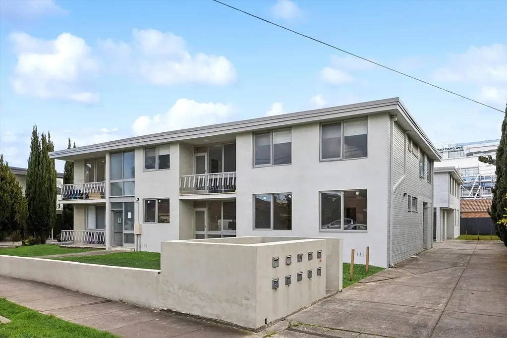 Carnegie 2 Slaapkamer Newly Updated Sanctuary, Steps from Koornang Road