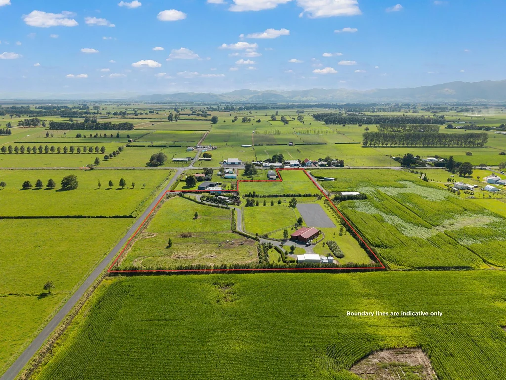 Tahuna  Modern country living with income potential