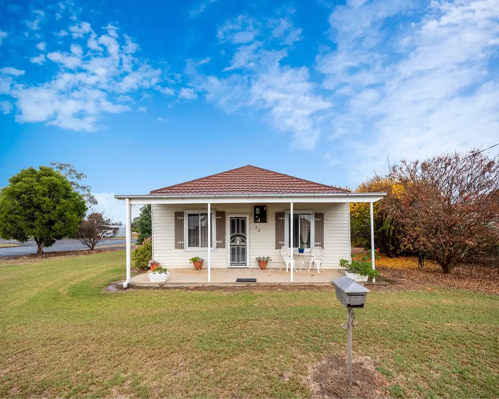 50 Ferry Street, Forbes, NSW 2871