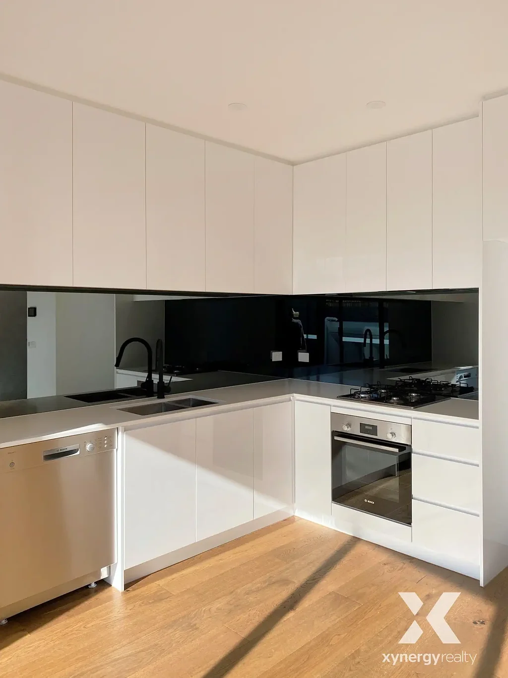 Modern Two-Storey Townhouse in a Quiet Rear Position