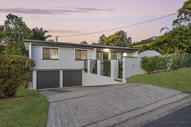 Mount Gravatt 6房 翻新双层住宅，空间宽敞，风格时尚，交通便利 Renovated Dual Living Home Offering Space, Style & Exceptional Convenience