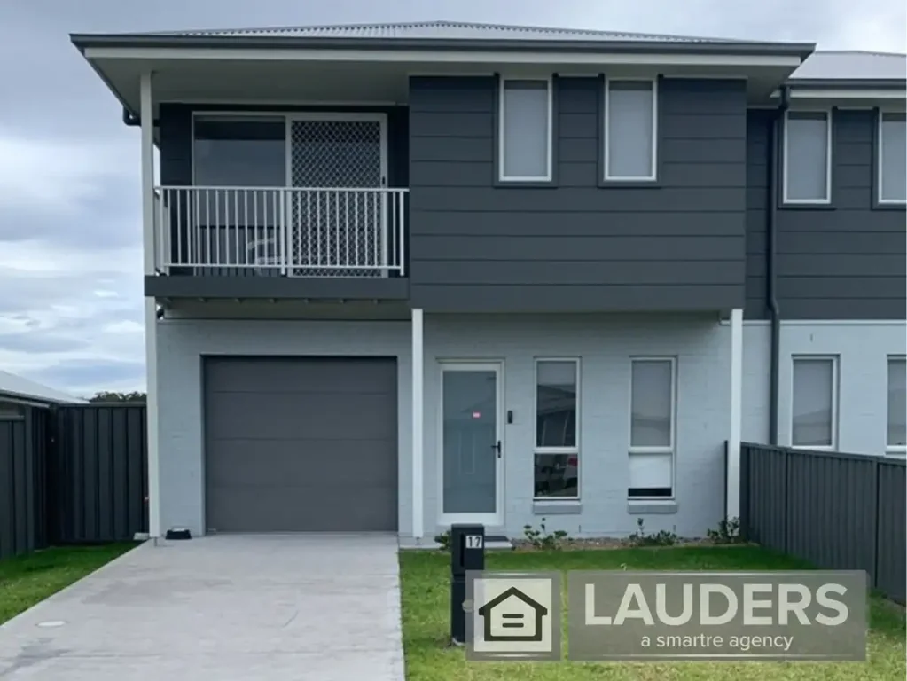 Near New 4-Bedroom Townhouse in Old Bar