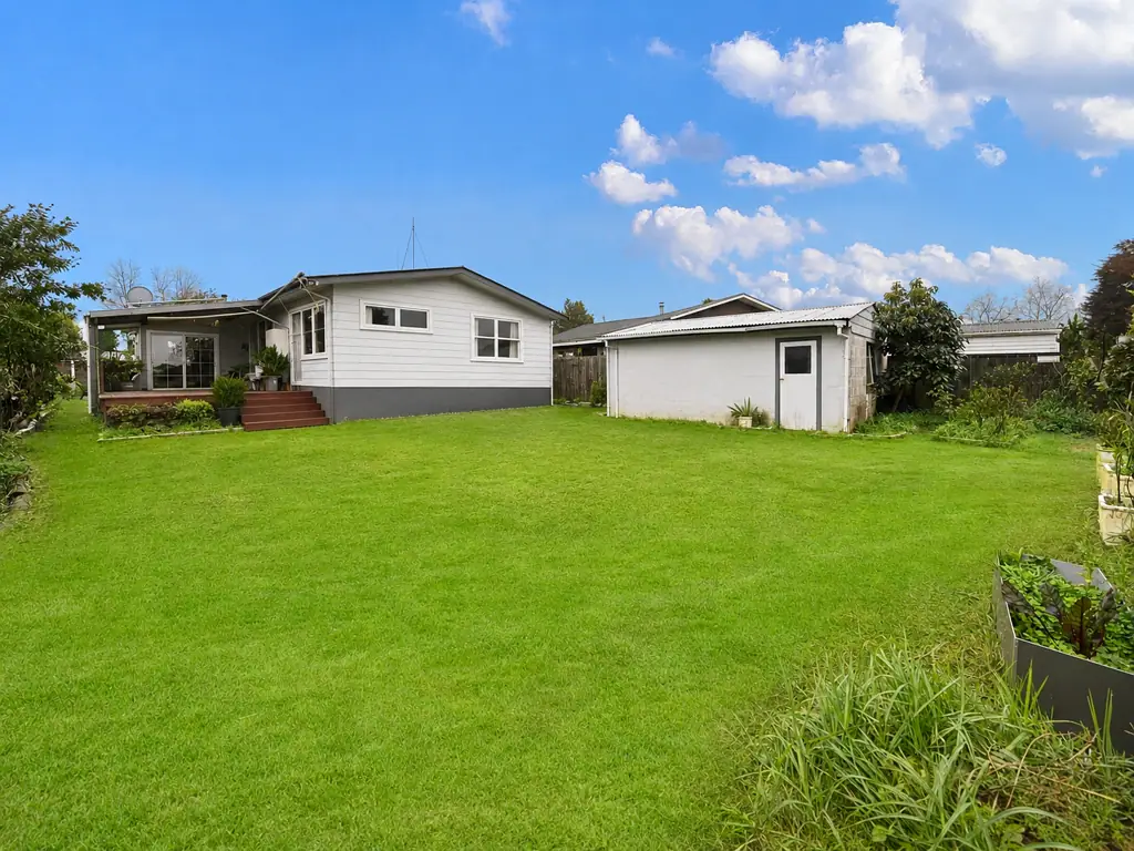 Saint Andrews 3कमरा Retirement Calls - Vendor Relocating to Auckland!