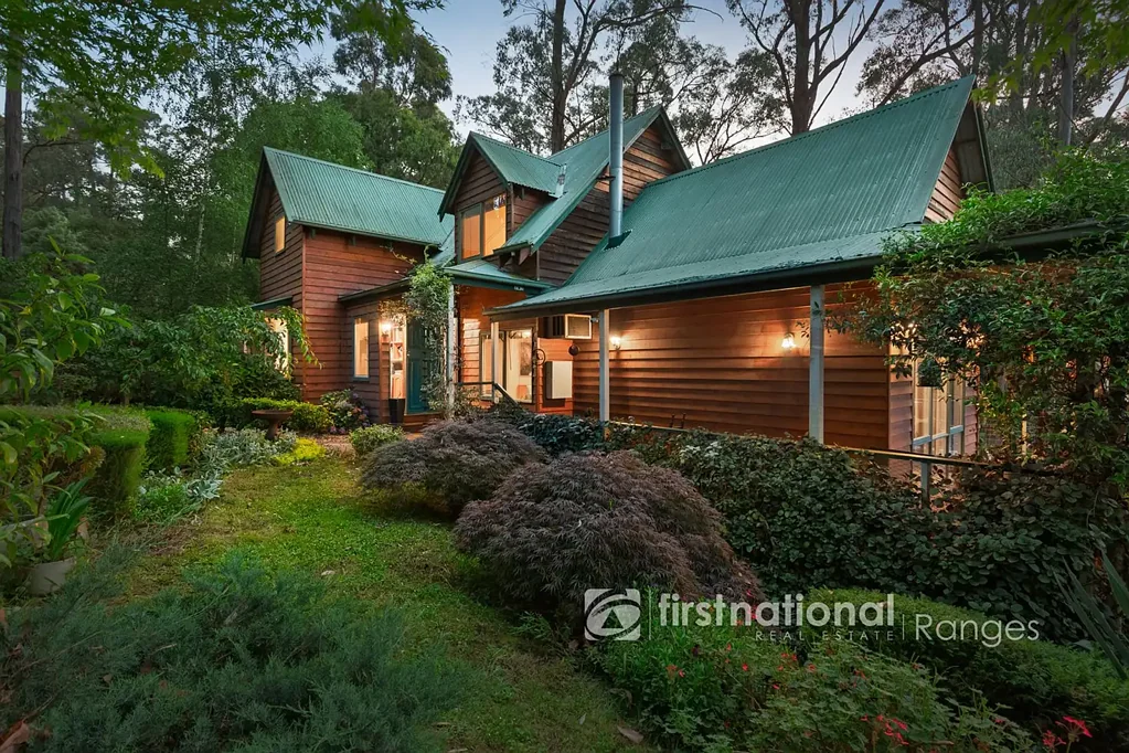 37 Fern Glade Drive, Emerald, VIC 3782