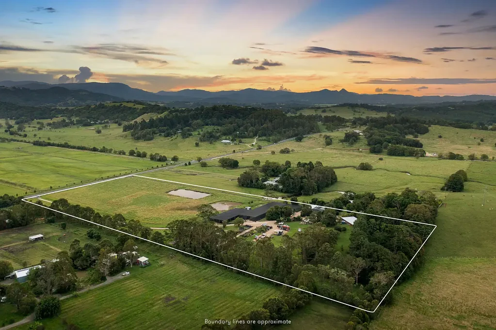 Myocum 5房  Private Hinterland Retreat on 18 Acres with Dual Living and Income Potential