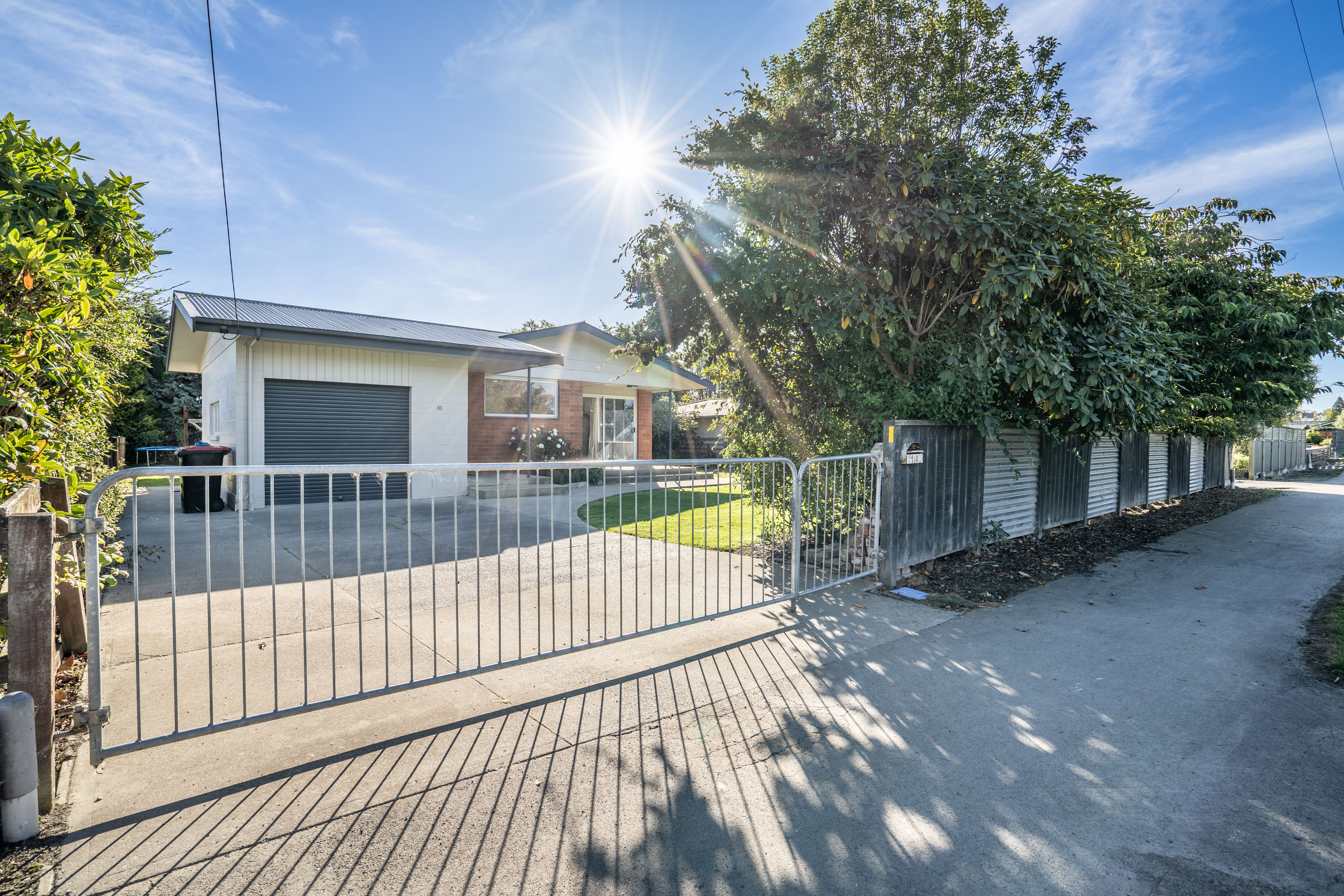 10 Great North Road, Riverhead, Auckland - Rodney, 3 rūma, 1 rūma horoi, House