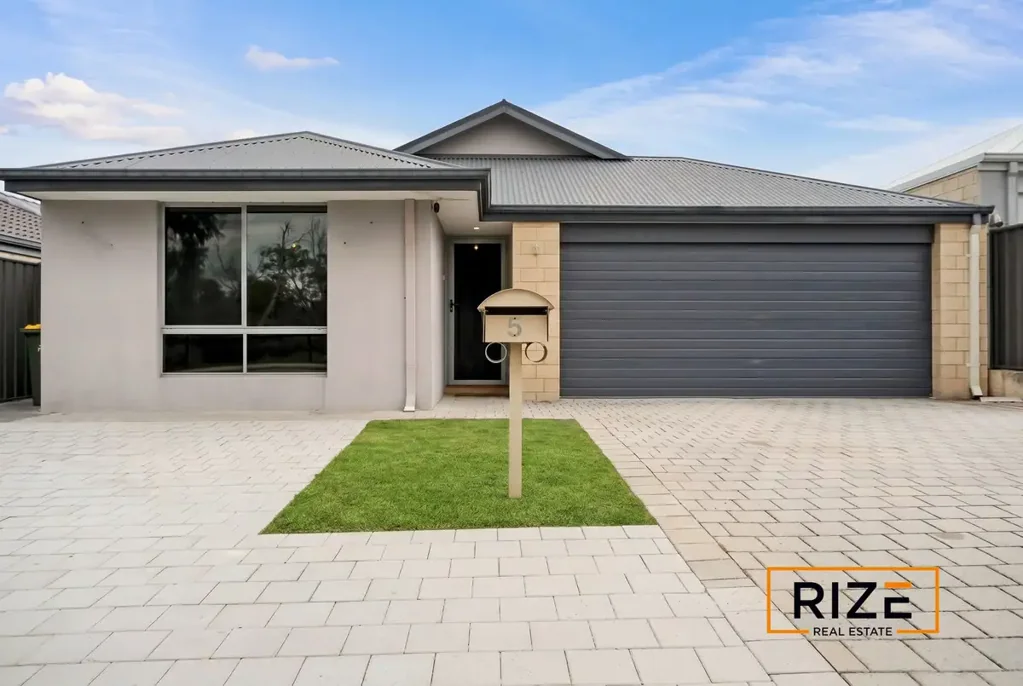 Banksia Grove 4ห้องนอน UNDER OFFER