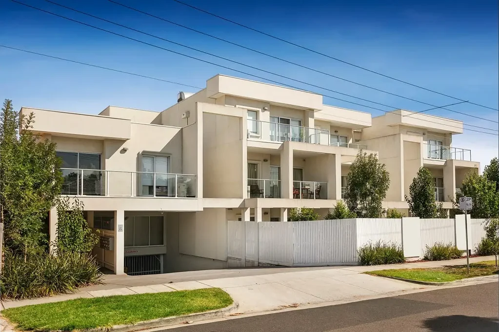 Prime Clayton Location – Modern 3-Bed, 2-Bath Apartment Near Everything