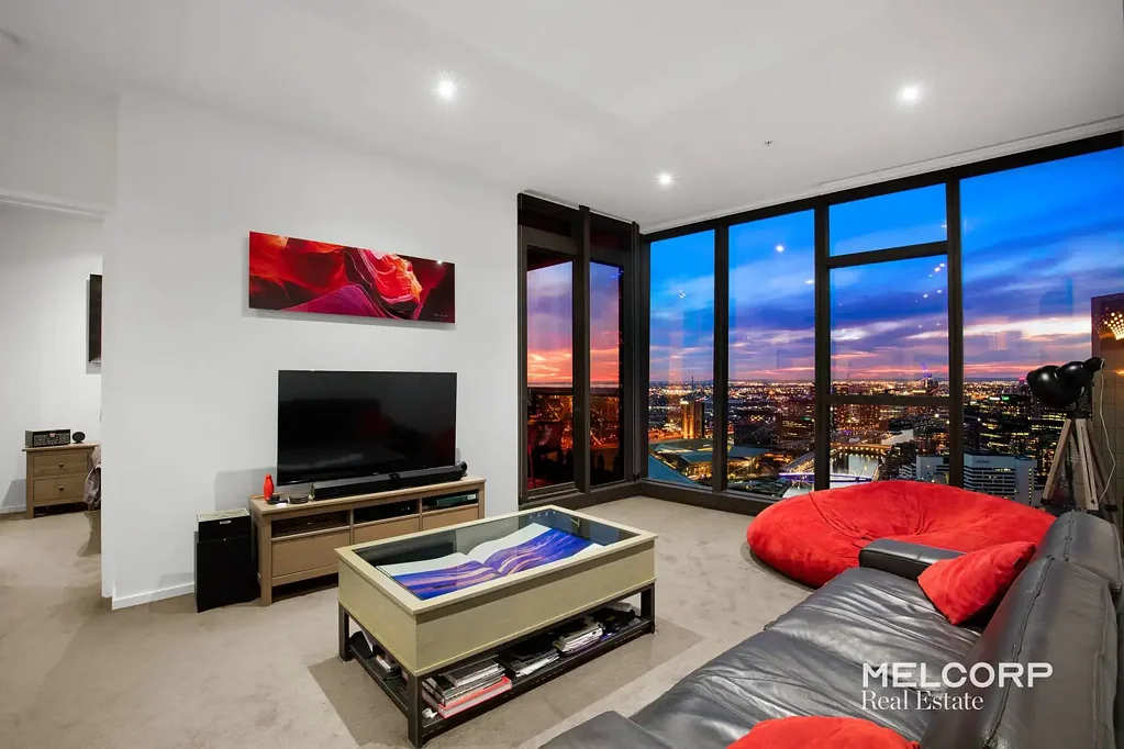 Southbank 2 Bedroom Sunset views, ultra-modern interiors, and world class facilities