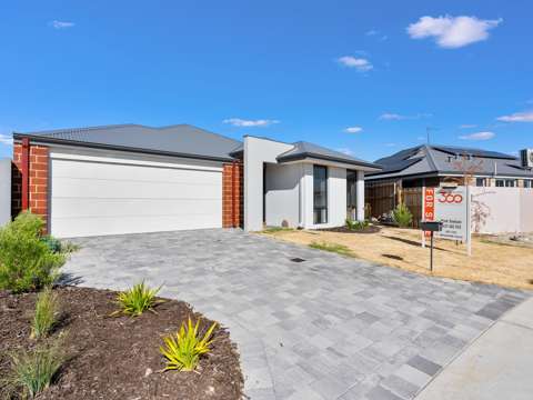 Ellenbrook 4 Bedroom Contemporary four bedroom living...