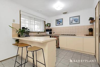 Kusina - 2 Evatt Court, Mill Park, VIC 3082