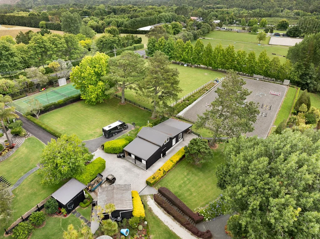 Coatesville 5 Slaapkamer GOLDEN LOCATION - EQUESTRIAN LIFESTYLE