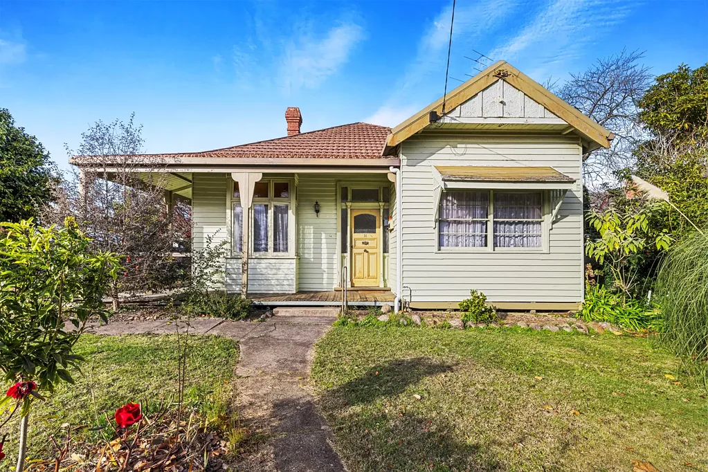 Leongatha 4Zimmer Timeless Edwardian charm with development potential