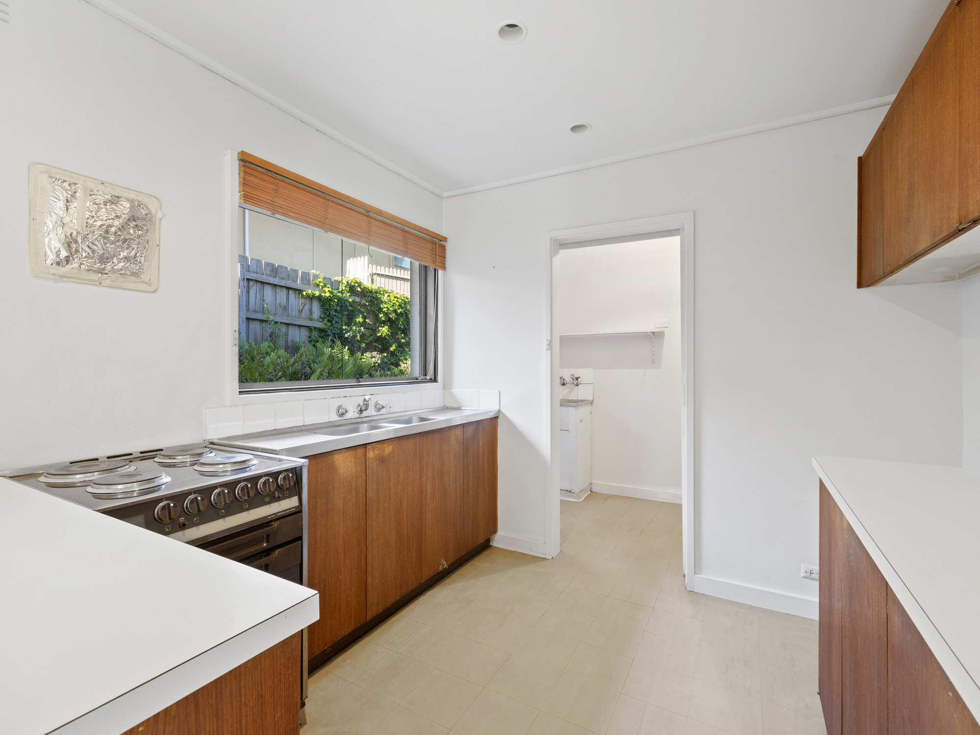 10 PINEWOOD AV, RINGWOOD EAST VIC 3135, 0 habitaciones, 0 baños, House