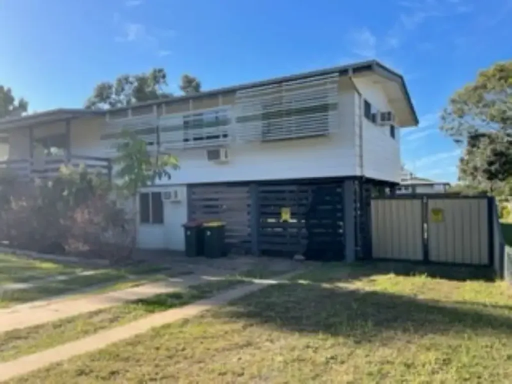 Spacious 4 Bedroom high-set home