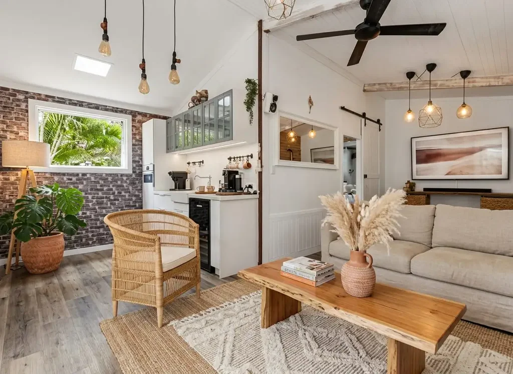 Curra Your Private Retreat — With Income on the Side and 5 acres of freedom