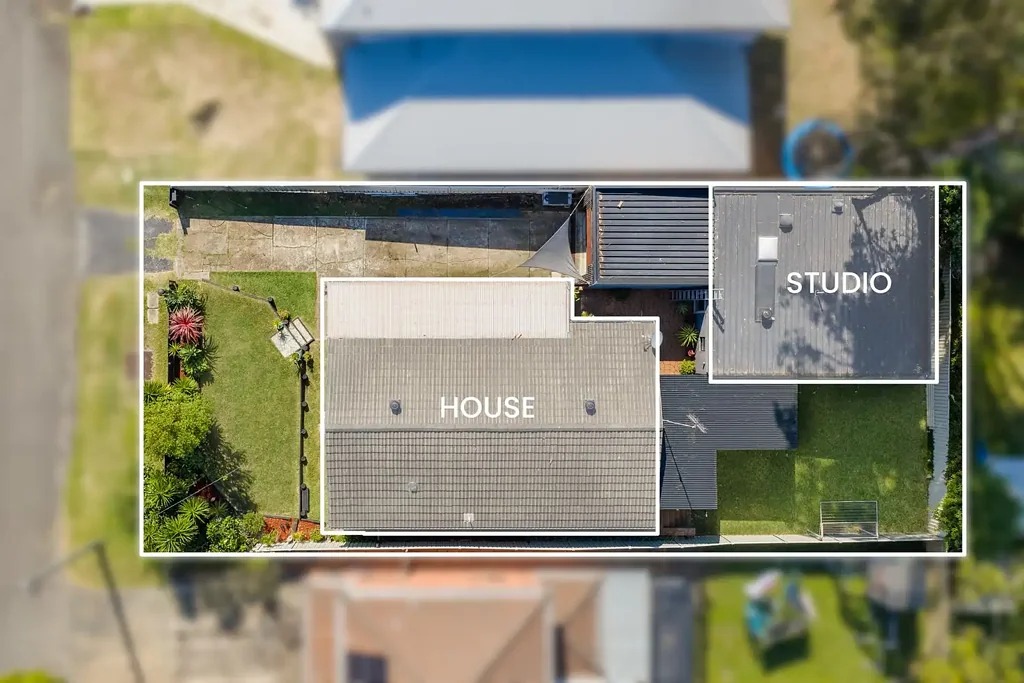 22 Shannon Parade, Berkeley Vale, NSW 2261