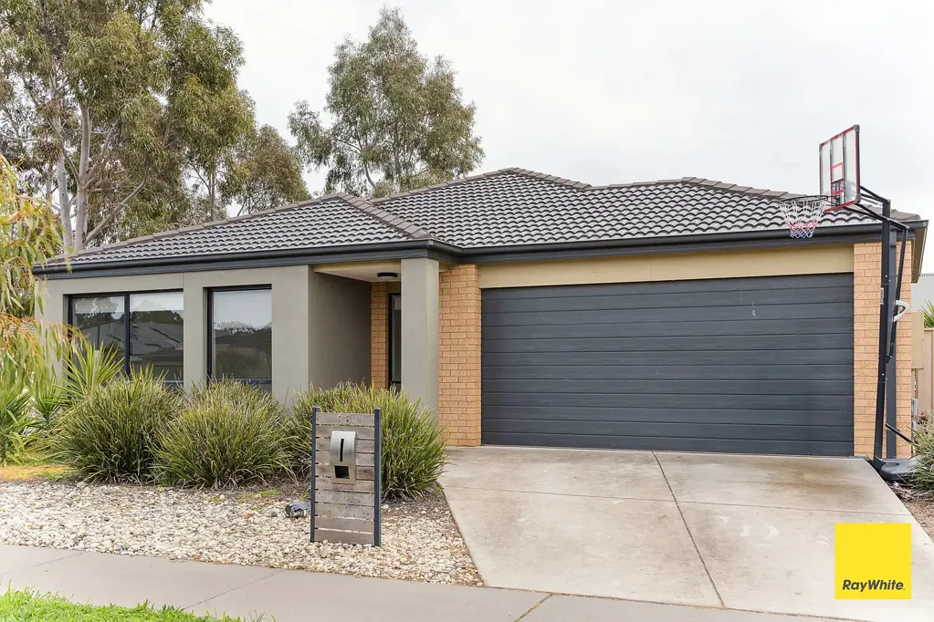 Modern 4-Bedroom Home in Family-Friendly Strathfieldsaye