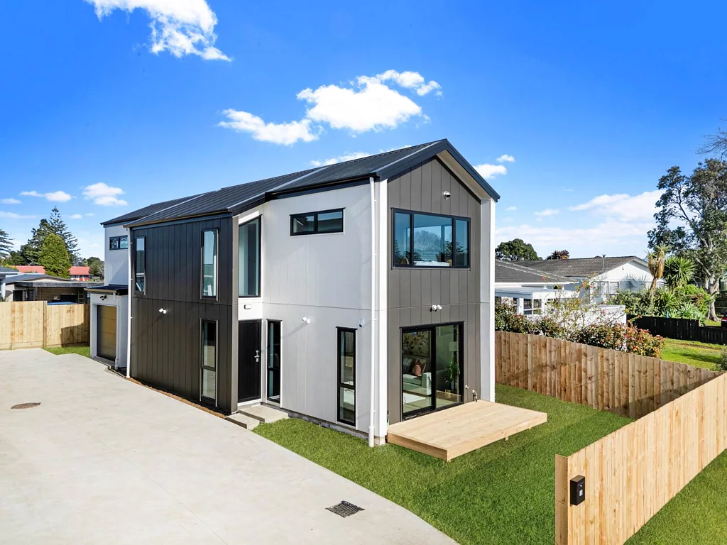 Mangere 3房  Standalone home – a rare gem!